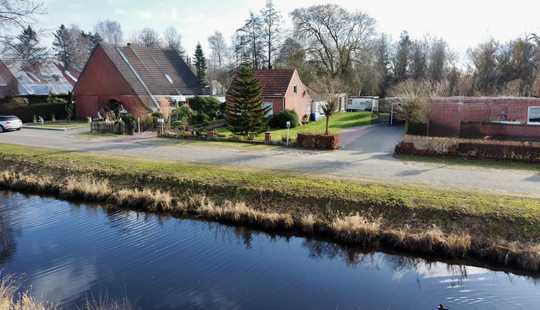 Bild von Einzigartiges Handwerkerhaus am Wasser mit Potenzial