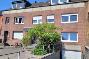 Attraktives Mehrfamilienhaus mit fünf Wohneinheiten in ruhiger Lage – Die vollständige Adresse der Immobilie erhältst du vom Anbieter., 47574 Goch – Vorschaubild 1