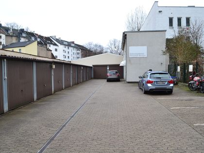 Stellplatz in newest der Suitbertusstraße in Bilk