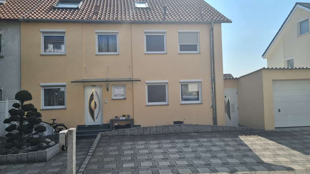 Immobilie in Großbettlingen - Gepflegte Doppelhaushälfte in Großbettlingen - Bild 1