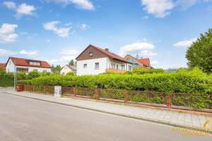 Freistehendes Zwei-/Dreifamilienhaus mit 996 m² Grundstück & großem Garten – Die vollständige Adresse der Immobilie erhältst du vom Anbieter., 93059 Reinhausen, Regensburg – Vorschaubild 6