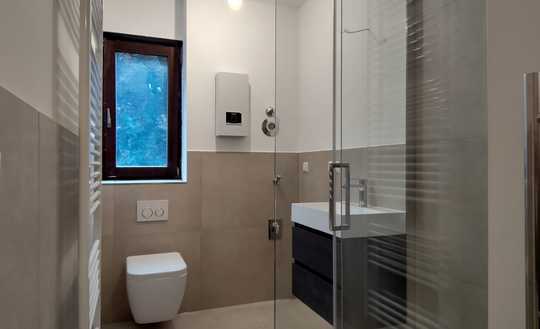 ++TOP sanierte 2,5 ZKB++Kapitalanlage oder selbstnutz++Balkon++Einbauküche++Parkett++