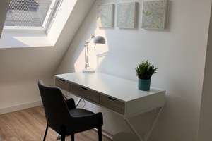 Moderne 3,5-Zimmer-Dachgeschosswohnung in Essen-Rüttenscheid – Sibyllastraße 5, 45136 Rüttenscheid, Essen – Vorschaubild 1