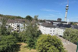 Traumhafte 2-Zimmer-Wohnung im 5. OG mit Doppelbalkon und Panoramablick über Mönchengladbach