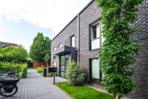 Schicke  2 Zimmer Gartenwohnung in ruhiger Wohnlage von Schlebusch! – Heinrich-Strerath-Str.  26, 51375 Schlebusch, Leverkusen – Vorschaubild 1