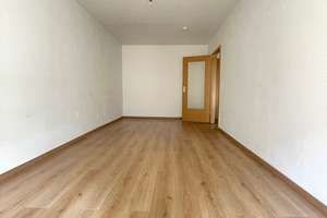 Gemütliche 2-Raum-Wohnung mit Pantryküche & PKW-Stellplatz*** – Meusdorfer Str. 2, 4277 Connewitz, Leipzig – Vorschaubild 3