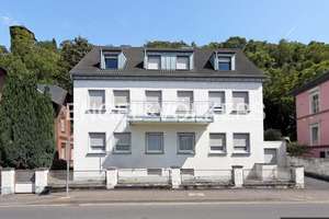 Attraktives Mehrfamilienhaus mit drei Wohnungen als Kapitalanlage