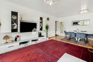 Großzügige Dachgeschosswohnung mit zwei Balkonen und Aufzug – Die vollständige Adresse der Immobilie erhältst du vom Anbieter., 46145 Sterkrade-Mitte, Oberhausen – Vorschaubild 3