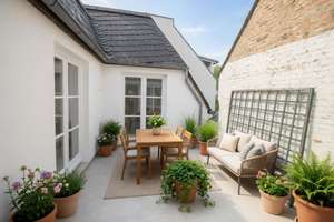 Nach umfassender Sanierung – Exklusive Dachgeschosswohnung mit großer Terrasse in begehrter Lage – Die vollständige Adresse der Immobilie erhältst du vom Anbieter., 65183 Mitte, Wiesbaden – Vorschaubild 4