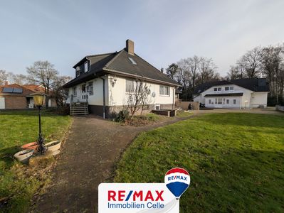 Vielseitiges Wohn- & Renditeobjekt mit Anbau, weiterer Immobilie & 8 Garagen! (MA-1020-158)