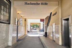 Exclusive penthouse apartment with a terrace in a prime location in BERLIN-MITTE – Die vollständige Adresse der Immobilie erhältst du vom Anbieter., 10178 Mitte (Ortsteil), Berlin – Vorschaubild 13