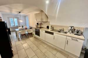 WG geeignet! 
Charmante 4-Zimmer-Wohnung auf zwei Etagen in der bekannten Künstlergasse von Passau! – Die vollständige Adresse der Immobilie erhältst du vom Anbieter., 94032 Passau, Passau – Vorschaubild 7