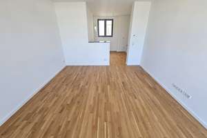 Wohnen im Denkmal - 2 Zimmer, Balkon, Parkett, modernes Bad mit Wanne, Fußbodenheizung & Stellplatz