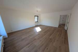 PROVISIONSFREI | Erstbezug nach Renovierung: Lichtdurchflutete 2-Zimmer-WG mit 2 Balkonen & Garage – Die vollständige Adresse der Immobilie erhältst du vom Anbieter., 22045 Tonndorf, Hamburg – Vorschaubild 3