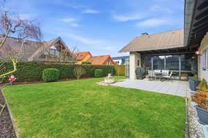Freistehendes Einfamilienhaus mit großem Garten, Fußbodenheizung, Kamin und Doppelgarage in Waldorf – Die vollständige Adresse der Immobilie erhältst du vom Anbieter., 53332 Bornheim – Vorschaubild 56