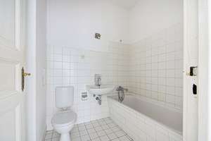 Mit Balkon in Friedrichshain: *Sonnige* BEZUGSFREIE 2-Zimmer-Gründerzeit-Wohnung + PROVISIONSFREI – Eckertstraße 17, 10249 Friedrichshain, Berlin – Vorschaubild 9