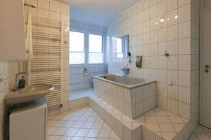 Gepflegte 3-Zimmerwohnung mit zwei Badezimmern in Cronenberg zu verkaufen! – Die vollständige Adresse der Immobilie erhältst du vom Anbieter., 42349 Cronenberg, Wuppertal – Vorschaubild 14