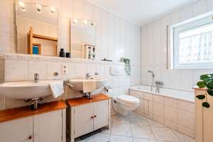 STADTLOGE - Große 4,5-Zimmerwohnung mit XL-Terrasse und einem Tiefgaragenstellplatz in Heilbronn – Die vollständige Adresse der Immobilie erhältst du vom Anbieter., 74074 Heilbronn, Heilbronn – Vorschaubild 8