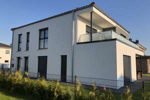 Terrassenwohnung 1.350 €, 104 m², 3 Zimmer, Garten