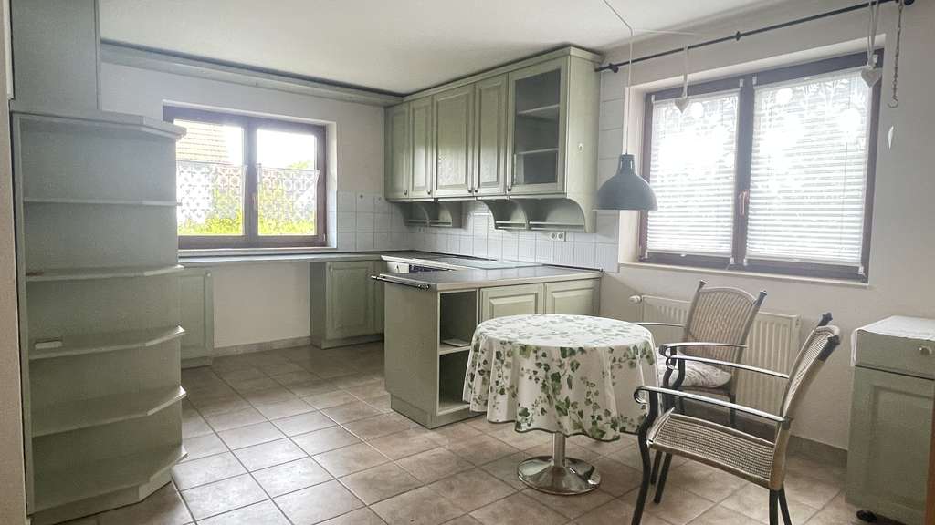 Immobilie in Salzatal - Eintreten und wohlfühlen, hübsches Einfamilienhaus mit zauberhaften Garten! - Bild 3