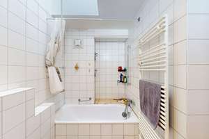 Penthouse der Extraklasse: 3 Zimmer, Balkon, Dachterrasse und privater Stellplatz – Die vollständige Adresse der Immobilie erhältst du vom Anbieter., 12489 Adlershof, Berlin – Vorschaubild 7