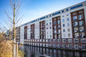 "Direkte Wasserlage!" Bezugsfertige Wohnung in Hamburg - Barmbek