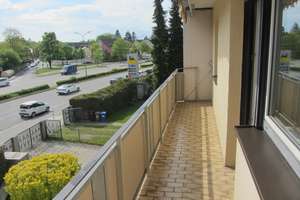 Schöne und gepflegte 3,5-Zimmerwohnung in Obersendling – Die vollständige Adresse der Immobilie erhältst du vom Anbieter., 81379 Obersendling, München – Vorschaubild 2