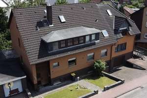 Drei Wohneinheiten in ruhiger Lage – Einziehen oder vermieten?  – Die vollständige Adresse der Immobilie erhältst du vom Anbieter., 31737 Rinteln – Vorschaubild 1
