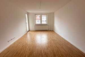 Schöne, frisch modernisierte 3-Zimmer-Wohnung in Schweinau zu vermieten – Friesenstraße 32, 90441 Nürnberg – Vorschaubild 1