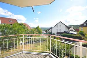 Renovierungsbedürftige 2-Zi.-Whg. mit 2 Balkonen, Hobbyraum und TG-Platz – 70619 Lederberg, Stuttgart – Vorschaubild 2