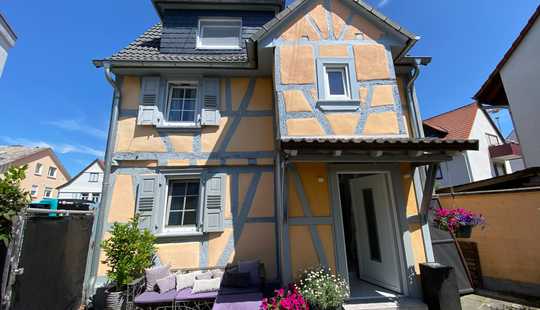 Bild von 60437 FFM: Ökologisches Wohnen im Fachwerkhaus für Individualisten - Greifen Sie zu! 🤝 Preis VB!