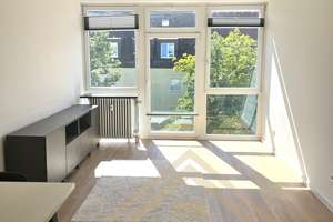 Gemütliche 2-Zimmerwohnung mit TG-Stellplatz im beliebten München-Schwabing – Die vollständige Adresse der Immobilie erhältst du vom Anbieter., 80796 Neuschwabing, München – Vorschaubild 1