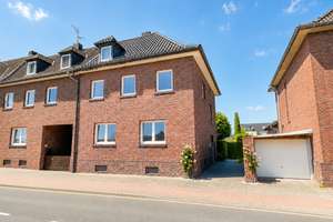 Familienfreundliches Einfamilienhaus mit großem Garten in Geilenkirchen – Die vollständige Adresse der Immobilie erhältst du vom Anbieter., 52511 Geilenkirchen – Vorschaubild 2