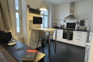 Charmante möblierte Maisonette mit Balkon in Prenzlauer Berg (mit Anmeldung)  – Die vollständige Adresse der Immobilie erhältst du vom Anbieter., 10439 Prenzlauer Berg, Berlin – Vorschaubild 2