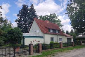 Familienidyll mit großem Garten und Wintergarten - nur 30 Minuten bis Berlin – Die vollständige Adresse der Immobilie erhältst du vom Anbieter., 16356 Werneuchen – Vorschaubild 2