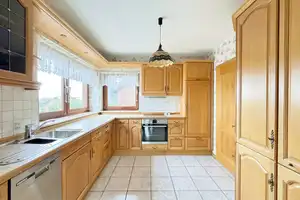 Ansprechendes Einfamilienhaus mit schönem Panoramausblick in guter Wohnlage – Schaumburg (Kreis) – Vorschaubild 9