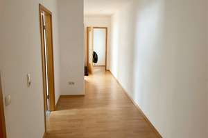 Ideal für Wohngemeinschaft: 2 große Zimmer, separate Küche + Einbauküche, Tageslichtbad – Schild 3, 38100 Innenstadt, Braunschweig – Vorschaubild 6