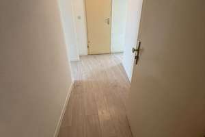 Sanierte 1- Zimmerwohnung in Essen-Stadtkern – Kastanienallee 86, 45127 Stadtkern, Essen – Vorschaubild 2