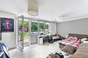 Exklusiver Bungalow in ruhiger Lage direkt am Kreuzlinger Forst – Starnberg (Kreis) – Vorschaubild 4