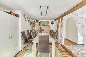 Solide Kapitalanlage mit Charme – modernisiertes Mehrfamilienhaus in ruhiger Lage von Schömberg – Die vollständige Adresse der Immobilie erhältst du vom Anbieter., 75328 Schömberg – Vorschaubild 48
