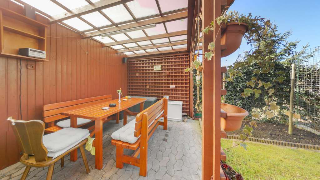 Immobilie in Wilburgstetten - Liebevolles Einfamilienhaus mit idyllischem Garten  - Bild 2