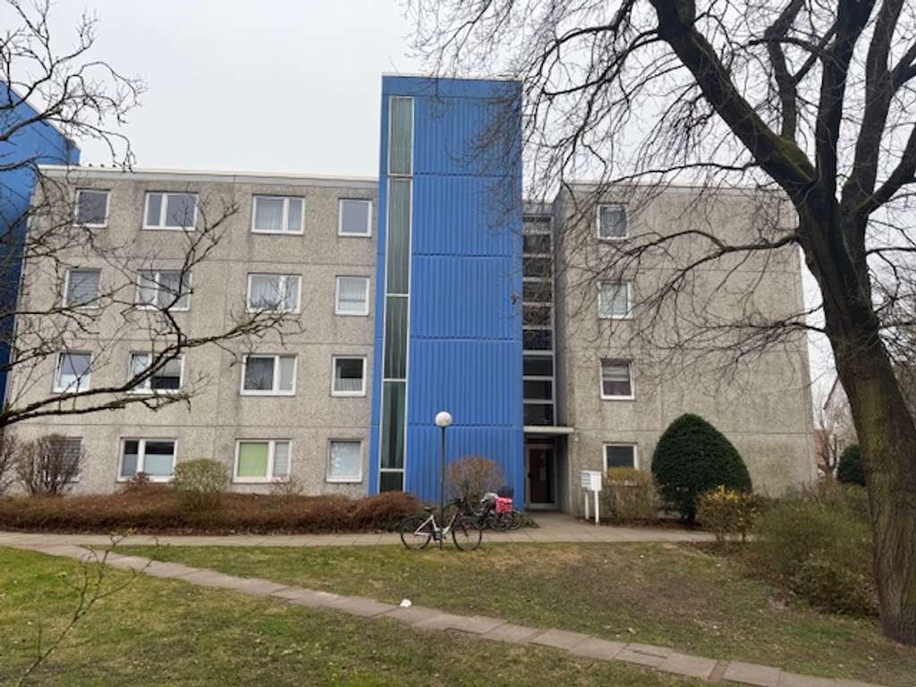 Immobilie in Celle - Vermietete 3 Zi.-ETW + 1 KFZ-Stellplatz in Celle - Bild 0