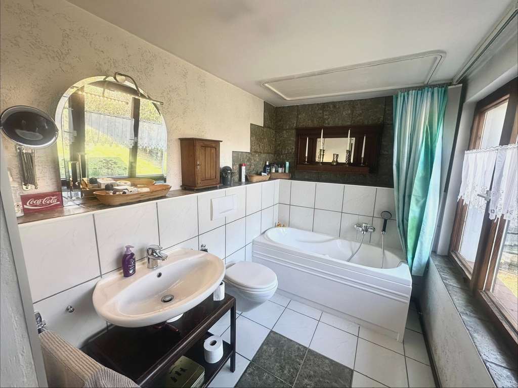 Immobilie in Thale - Sonniges Ferienhaus mit atemberaubendem Blick - Bild 1