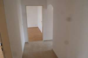 Gepflegte Hochparterre-Wohnung mit drei Zimmern und Balkon in Mainz – Die vollständige Adresse der Immobilie erhältst du vom Anbieter., 55128 Bretzenheim, Mainz – Vorschaubild 6
