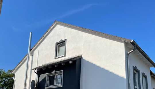 Bild von Luxus trifft Gemütlichkeit – Einfamilienhaus mit Sauna & Wintergarten in Frankfurt