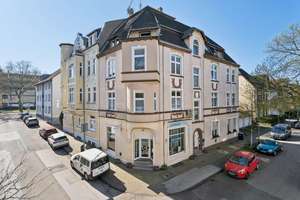 *ATTRAKTIVES* MFH mit 6 Wohnungen + 1 Gewerbe + 4 Garagen in Zentraler Lage von Essen-Borbeck