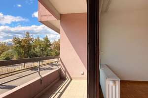 SOFORT BEZUGSFREI: Große 2-Zimmer-Wohnung mit Loggia & TG-Stellplatz in zentralster Lage Heidelbergs – Die vollständige Adresse der Immobilie erhältst du vom Anbieter., 69115 Weststadt, Heidelberg – Vorschaubild 6
