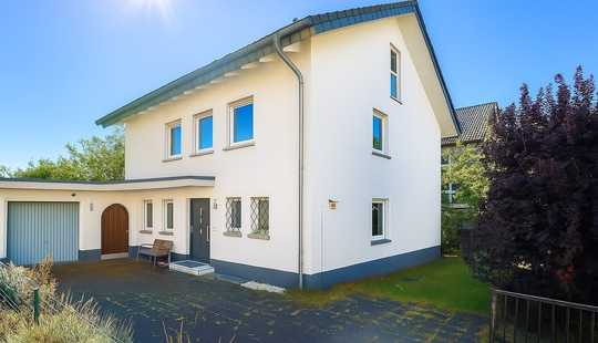 Bild von Familienidyll in Toplage von Dieburg. Freistehendes Einfamilienhaus mit großem Garten u. viel Platz