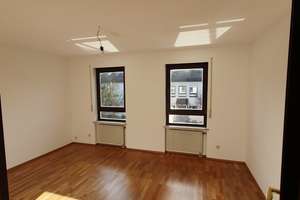 Familienfreundliches Reihenhaus in einer ruhigen "Wohninsel" von München Alt-Aubing – Die vollständige Adresse der Immobilie erhältst du vom Anbieter., 81245 Altaubing, München – Vorschaubild 22