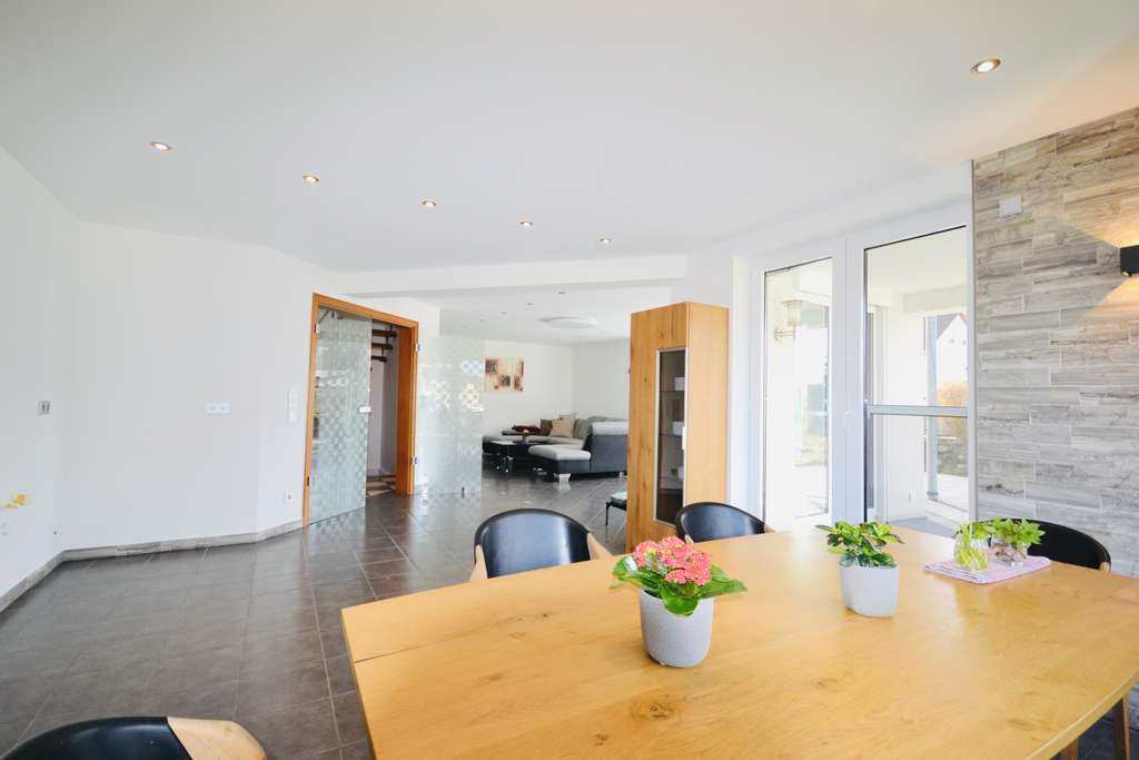 Immobilie in Fischach - Großzüge DHH -… modern, hell und jede Menge Platz! - Bild 3